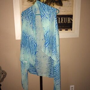 Multiway‎ shawl/vest